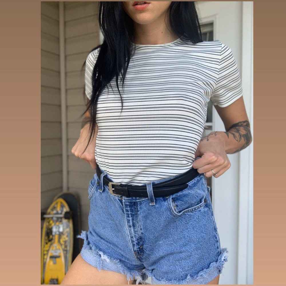 Vintage 90’s/Y2K striped stretch tee